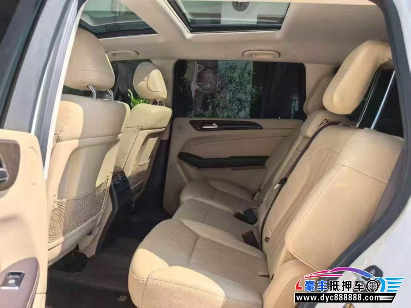 18年奔驰GLS轿车抵押车出售