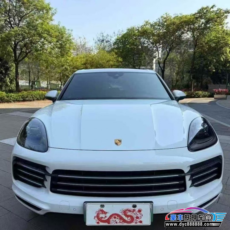 抵押车出售21年保时捷卡宴轿车