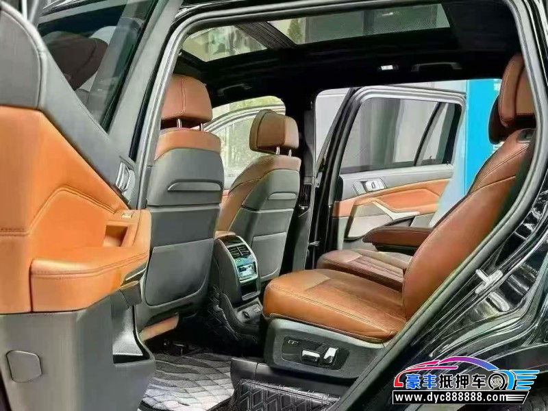 21年宝马X7轿车抵押车出售