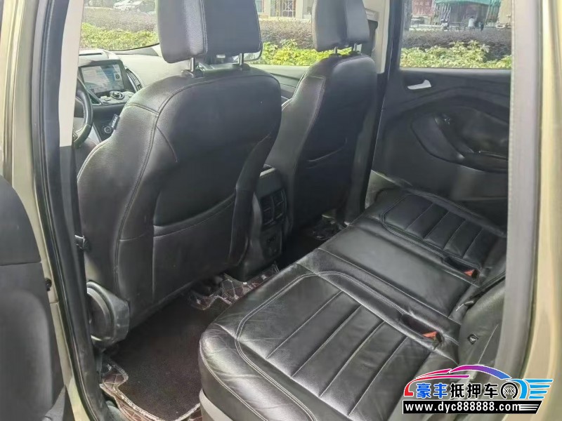 17年福特翼虎轿车抵押车出售