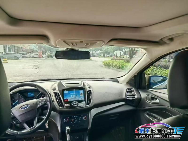 17年福特翼虎轿车抵押车出售