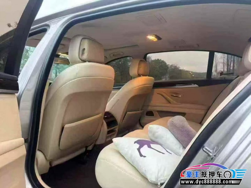 12年宝马5系轿车抵押车出售