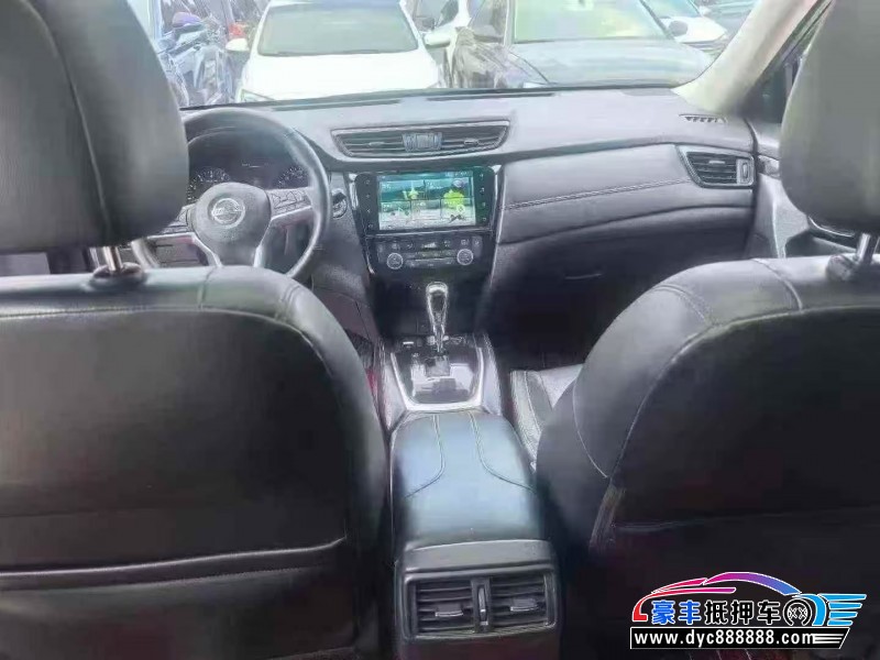 19年日产奇骏轿车抵押车出售