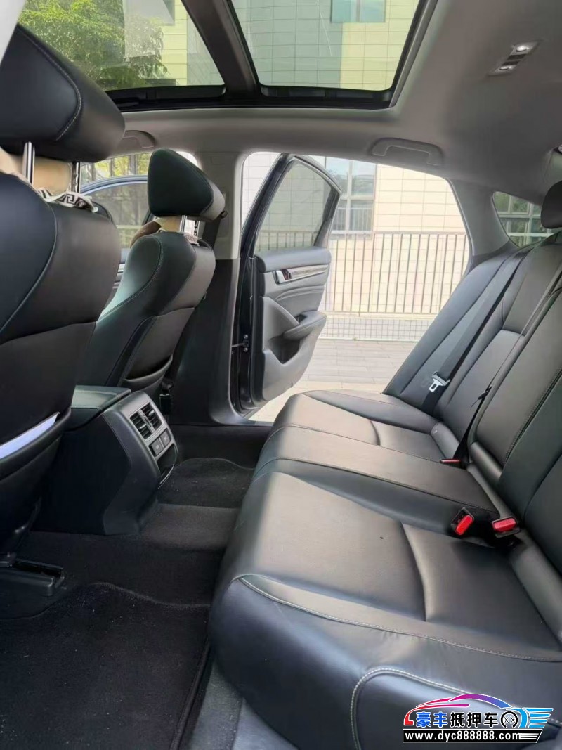 23年本田雅阁轿车抵押车出售