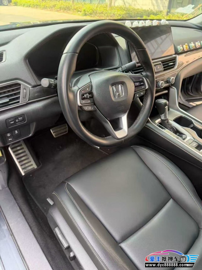 23年本田雅阁轿车抵押车出售