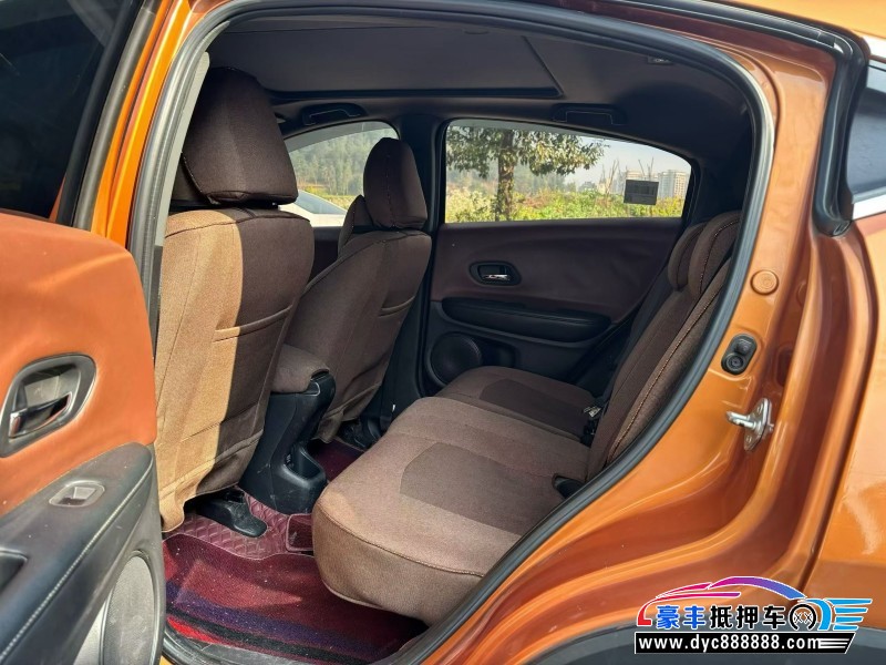 17年本田XRV轿车抵押车出售