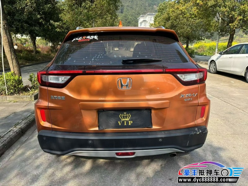 17年本田XRV轿车抵押车出售