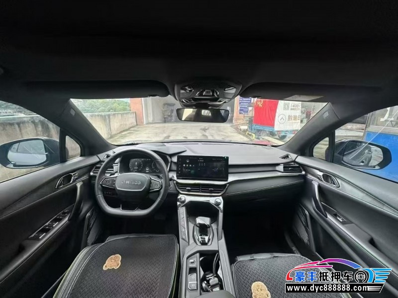 23年领克06轿车抵押车出售