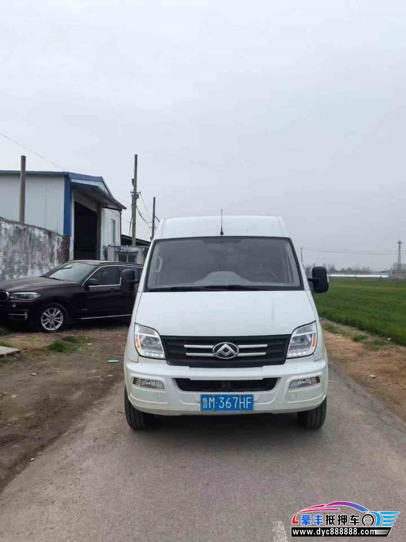 22年上汽大通V80轿车抵押车出售