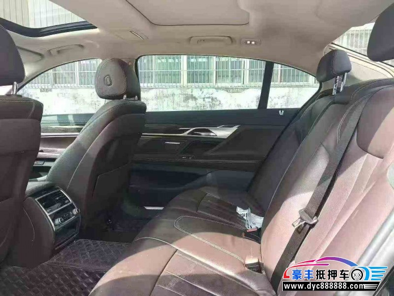 19年宝马7系轿车抵押车出售