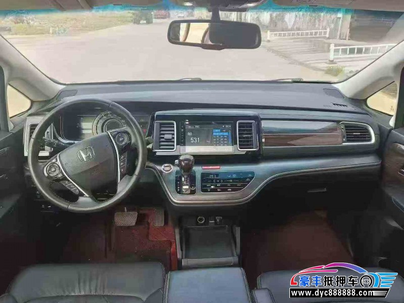 20年本田艾力绅轿车抵押车出售