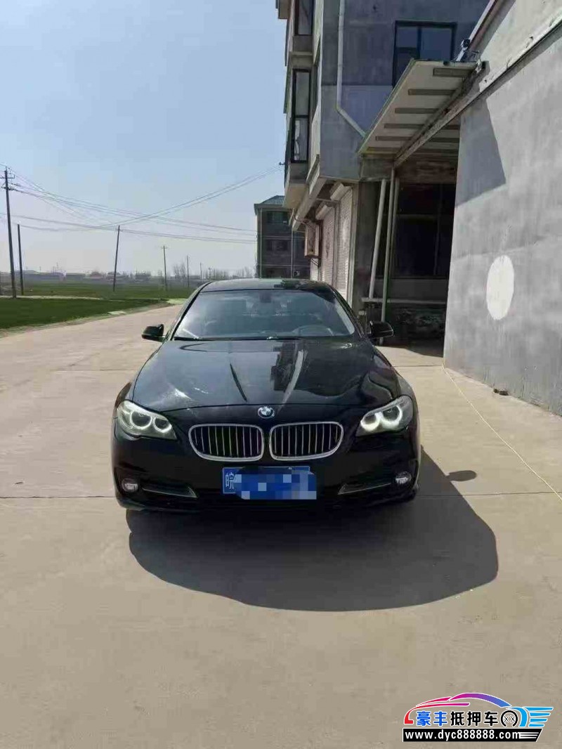抵押车出售15年宝马5系轿车