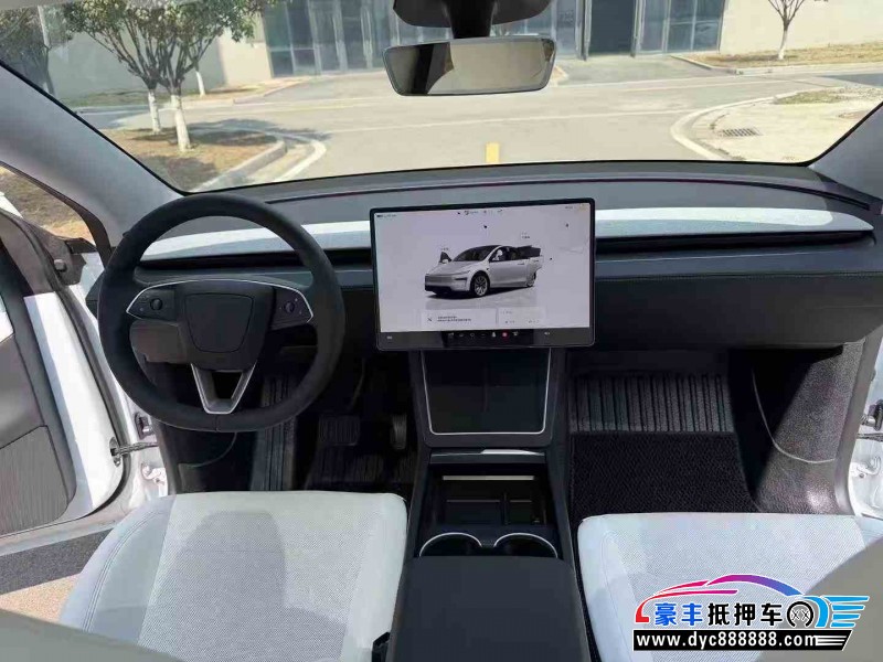 25年特斯拉Model Y轿车抵押车出售