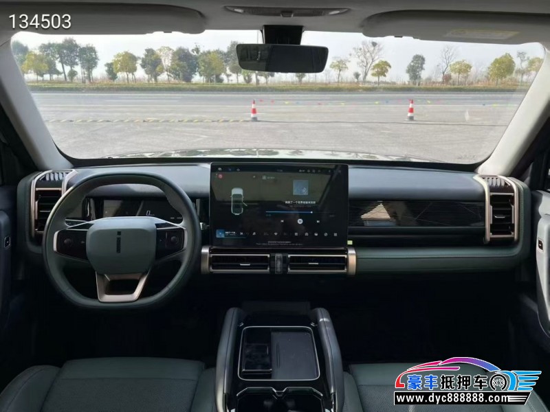 25年奇瑞爱卡轿车抵押车出售