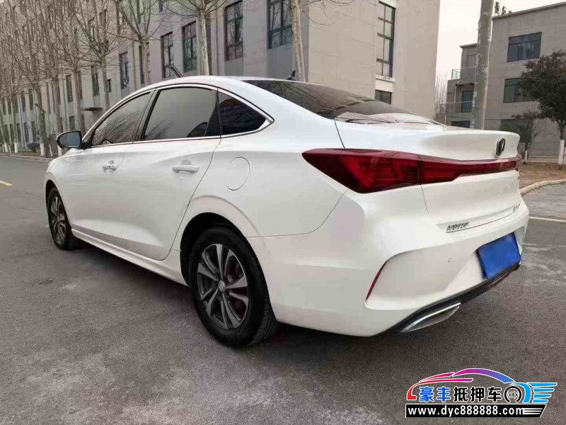 23年长安逸动轿车抵押车出售