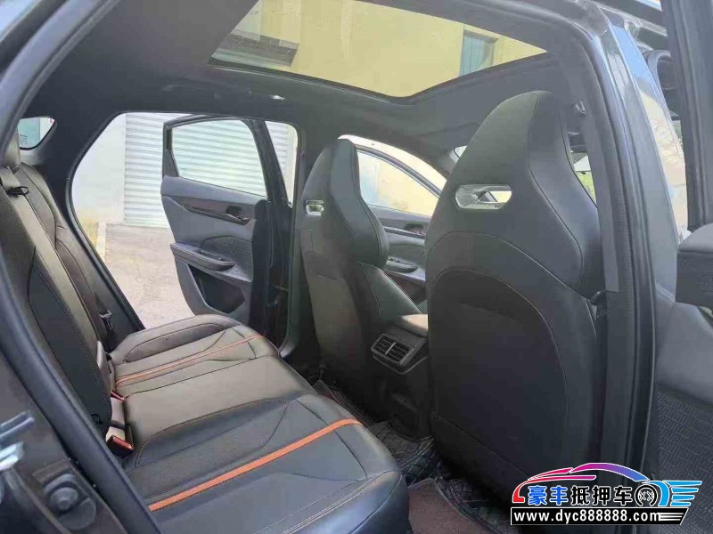 25年长安长安UNI轿车抵押车出售