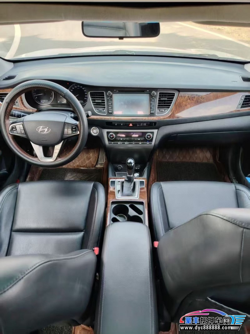 16年现代名图轿车抵押车出售