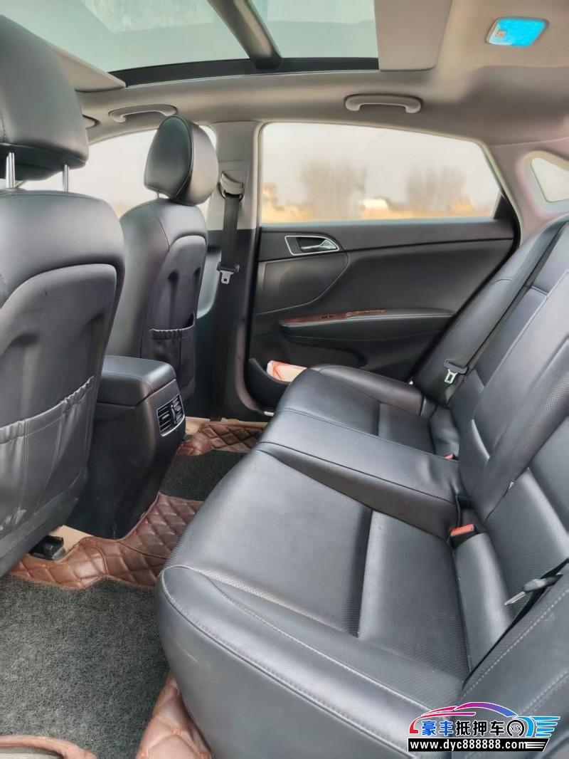 16年现代名图轿车抵押车出售