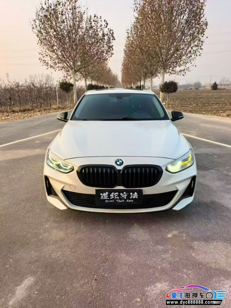 21年宝马1系轿车抵押车出售