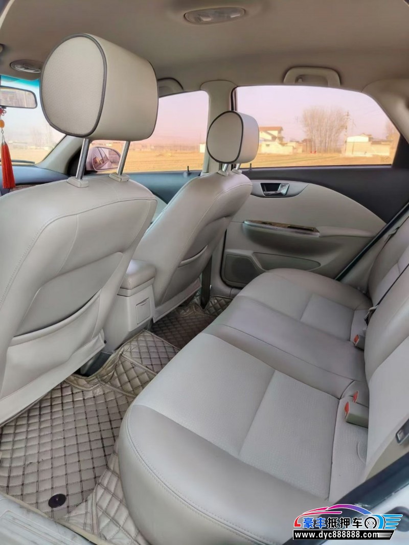 16年别克凯越轿车抵押车出售