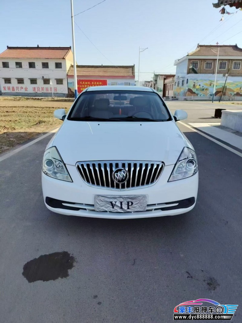 抵押车出售16年别克凯越轿车