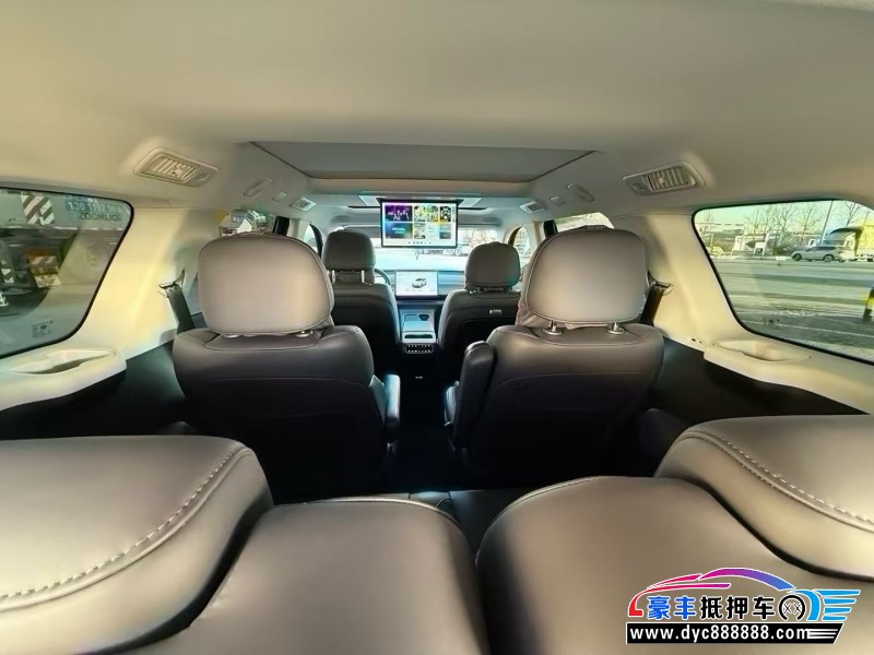 25年零跑C16轿车抵押车出售