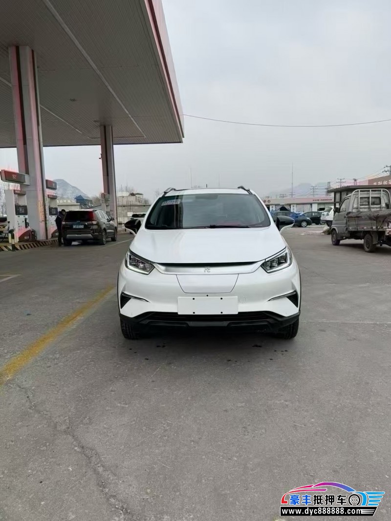 23年比亚迪元轿车抵押车出售