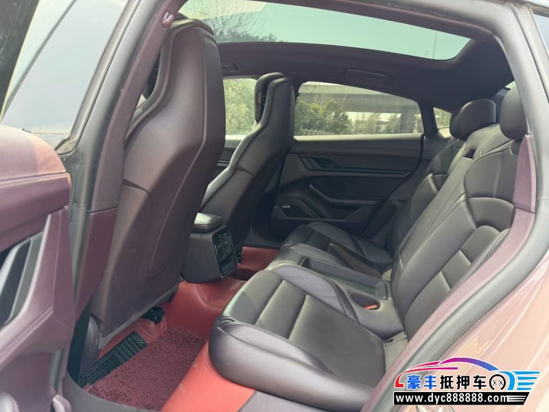 22年保时捷TaYcan轿车抵押车出售