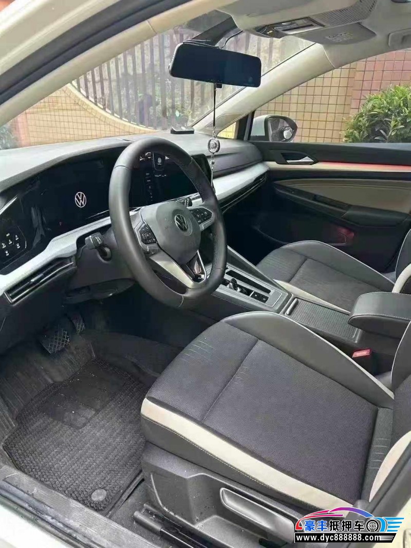 23年大众高尔夫轿车抵押车出售