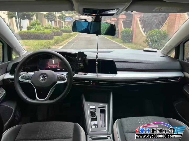 23年大众高尔夫轿车抵押车出售