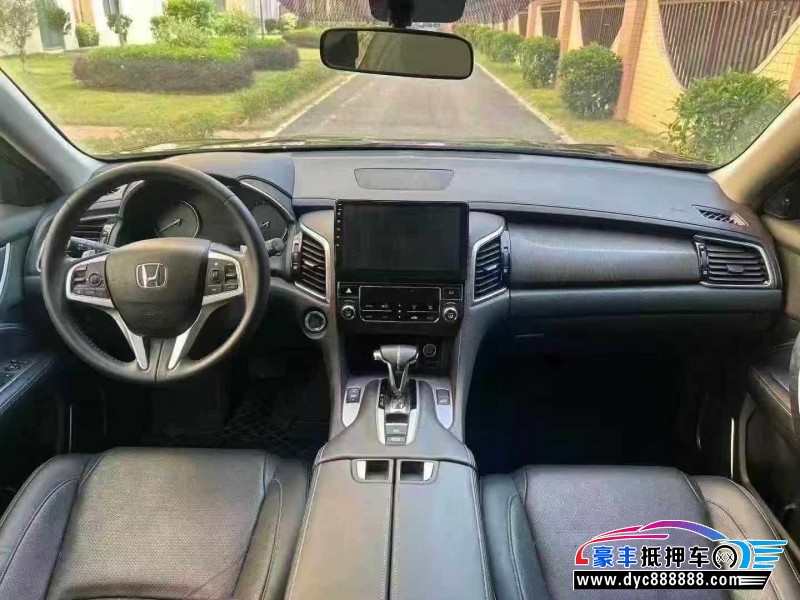 22年本田冠道轿车抵押车出售
