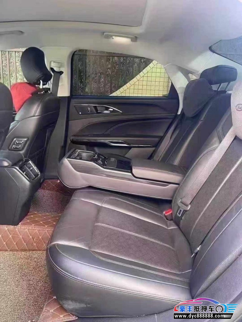 20年福特金牛座轿车抵押车出售