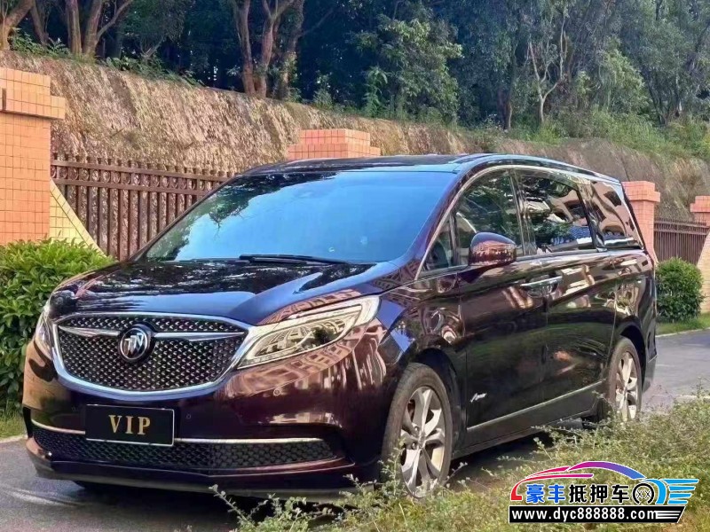 17年别克GL8轿车抵押车出售