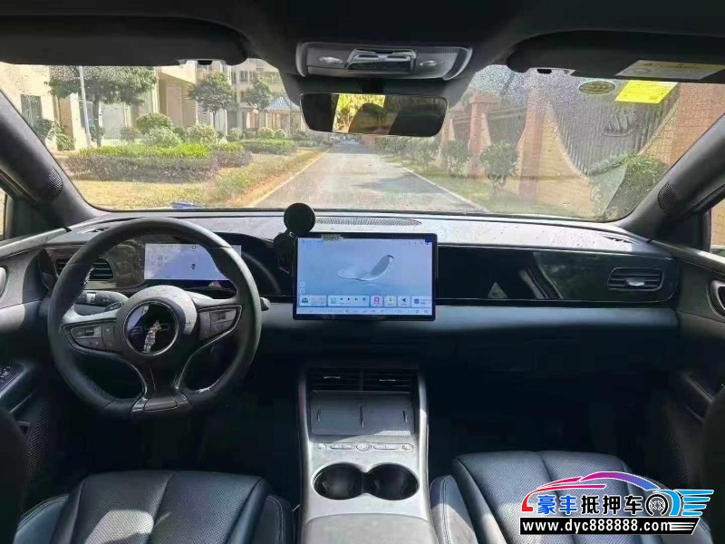 25年比亚迪海豹轿车抵押车出售