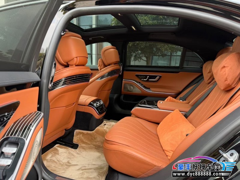 23年奔驰S轿车抵押车出售