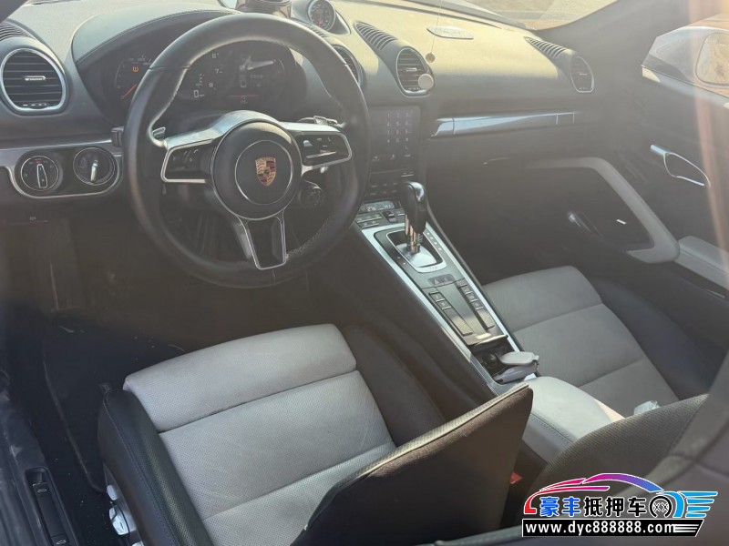 20年保时捷718轿车抵押车出售