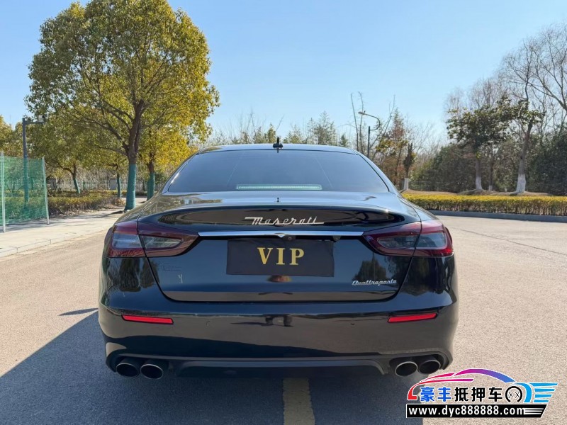 18年玛莎拉蒂总裁轿车抵押车出售