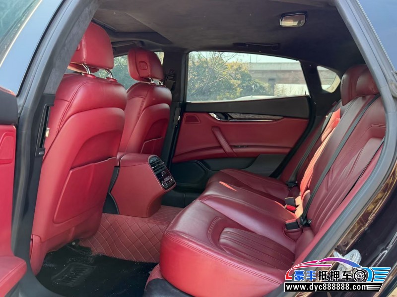 18年玛莎拉蒂总裁轿车抵押车出售