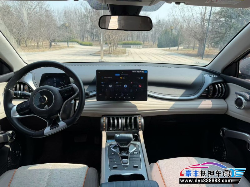 24年比亚迪元轿车抵押车出售