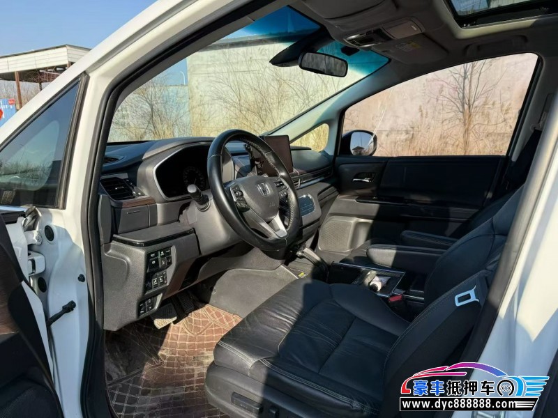 22年本田奥德赛轿车抵押车出售