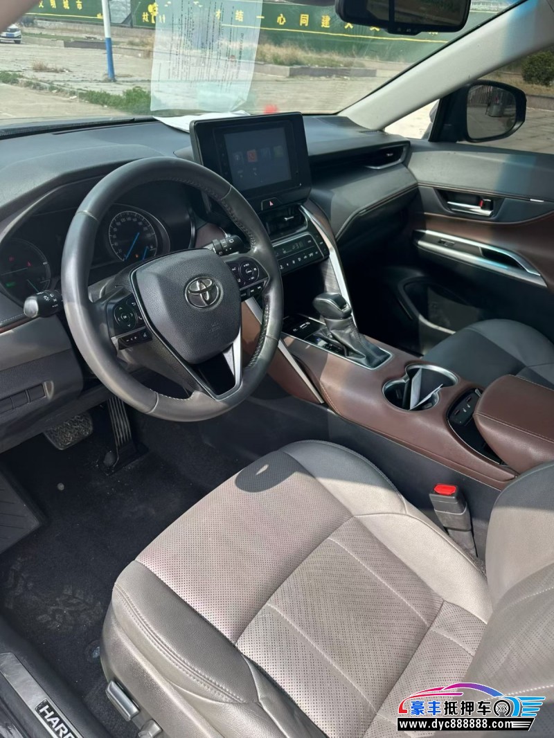 23年丰田凌放轿车抵押车出售