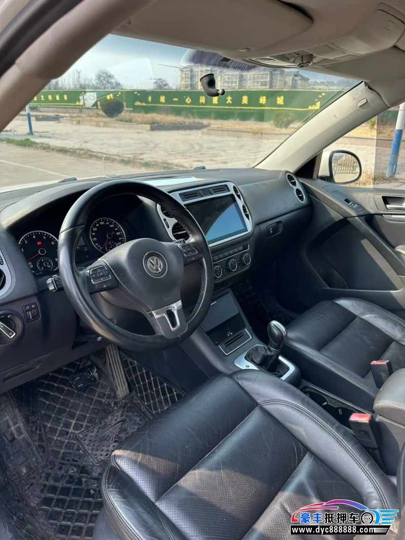 13年大众途观轿车抵押车出售