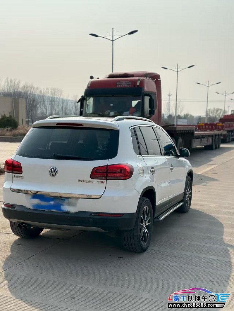 13年大众途观轿车抵押车出售