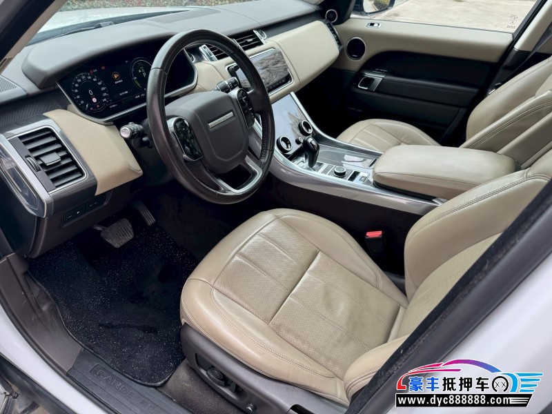 21年路虎揽胜运动版轿车抵押车出售