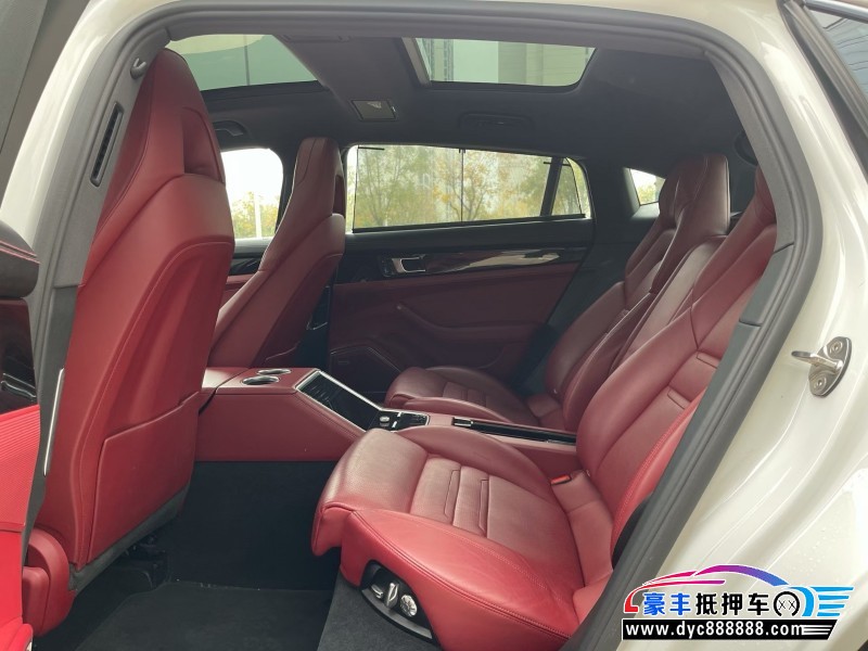 20年保时捷帕纳梅拉轿车抵押车出售