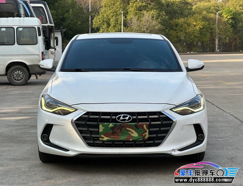 抵押车出售20年现代领动轿车