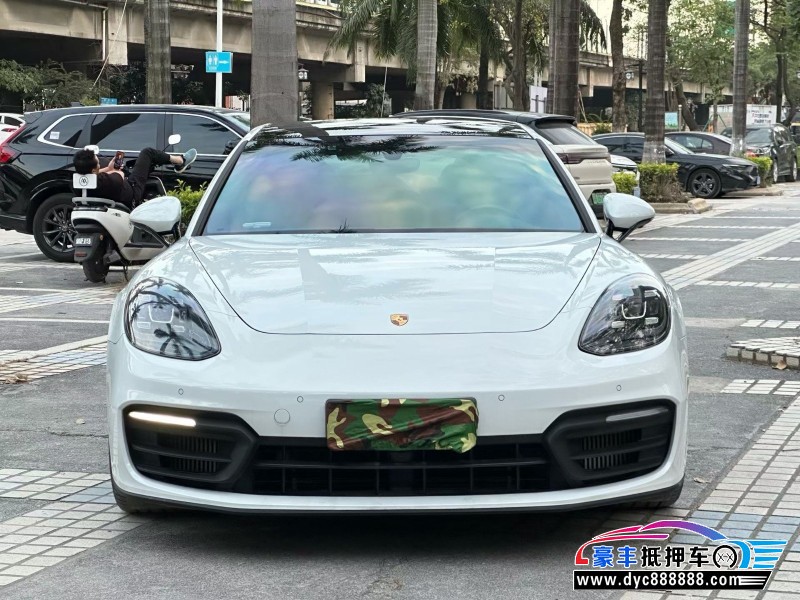 抵押车出售21年保时捷帕纳梅拉轿车