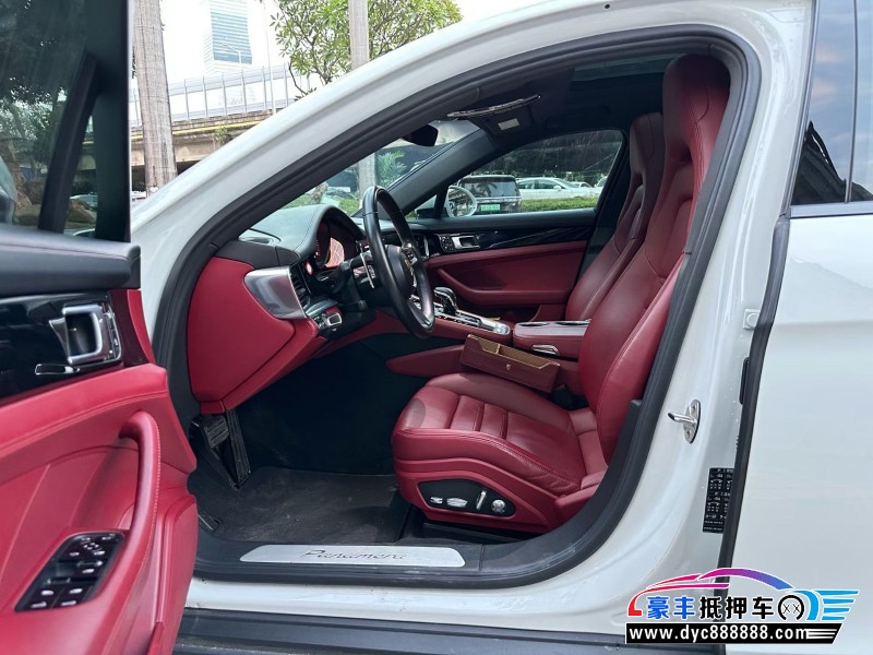 21年保时捷帕纳梅拉轿车抵押车出售