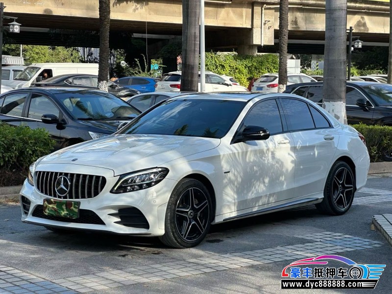 21年奔驰C轿车抵押车出售