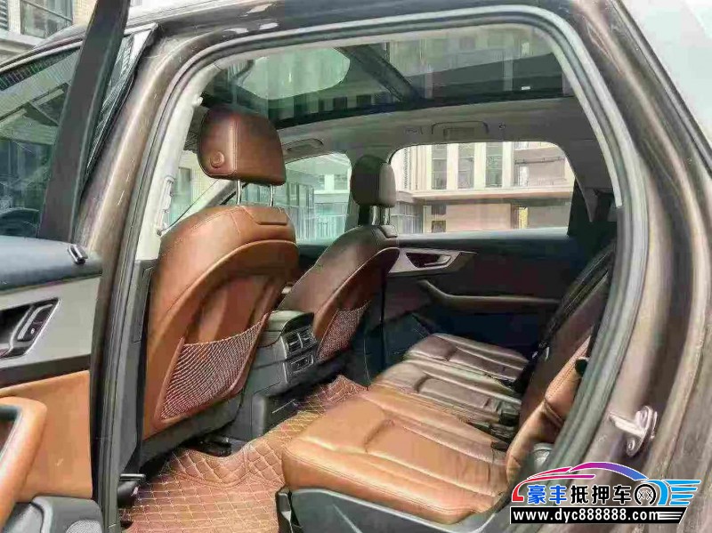 17年奥迪Q7SUV抵押车出售